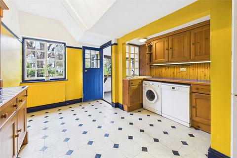 3 bedroom flat for sale, Rookfield Close, London, N10