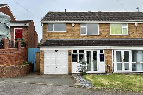 4 bedroom semi-detached house for sale, Lynval Road, Brierley Hill