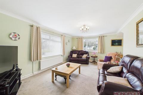 54 Alyn Drive, Rossett, Wrexham, LL12 0HQ