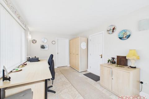54 Alyn Drive, Rossett, Wrexham, LL12 0HQ