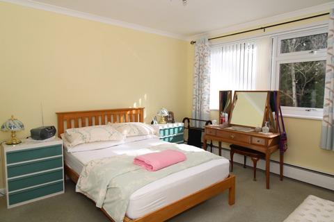 24 Foxes Dale, Bromley, BR2 0JS