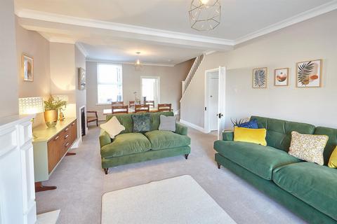 5 bedroom end of terrace house to rent, Randolph Street, Saltburn-By-The-Sea