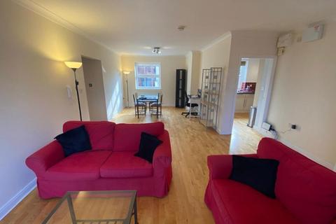 2 bedroom apartment to rent, Arnolds Yard, Altrincham, WA14 4DL