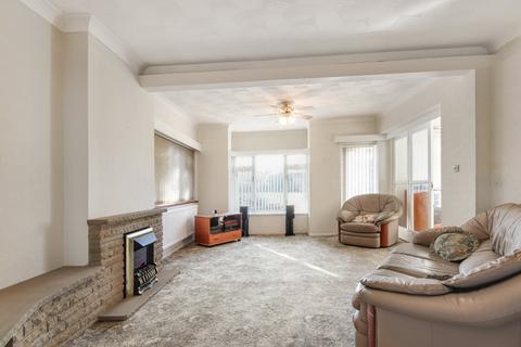 4 bedroom detached house for sale, Wrotham Road, Meopham, Gravesend, Kent, DA13