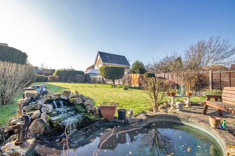 Jonita Wrotham Road, Meopham, Gravesend, DA13 0HT