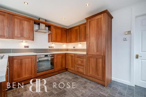9 Chiltern Meadow, Leyland, PR25 5UZ
