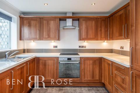 9 Chiltern Meadow, Leyland, PR25 5UZ