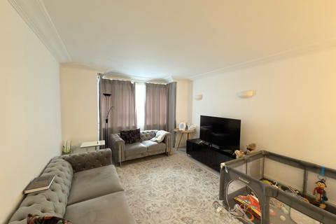 2 bedroom flat to rent, Regent Court, 29A Wrights Lane, London, W8 5SJ