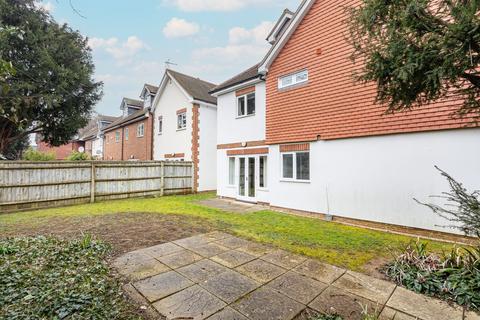 2 bedroom flat for sale, Ladygrove Court, Abingdon, OX14