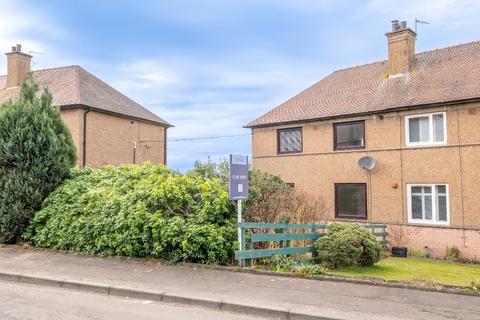 2 bedroom terraced house to rent, Elizabeth Crescent, Fife DD6
