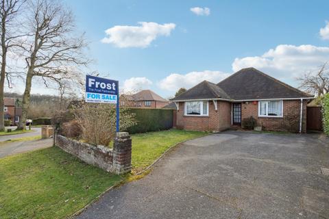 2 bedroom bungalow for sale, Latimer Close, Little Chalfont, Amersham, Buckinghamshire, HP6