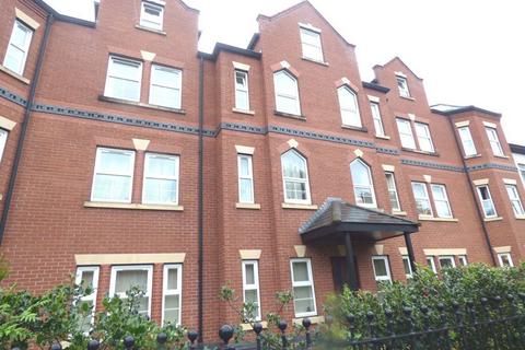 2 bedroom apartment to rent, Barrington Rd, Altrincham, WA14 1HP