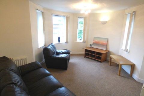 2 bedroom apartment to rent, Barrington Rd, Altrincham, WA14 1HP