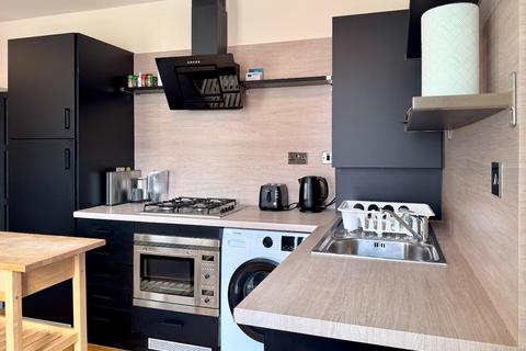1 bedroom flat for sale, The Royal, Queens Road, Penarth