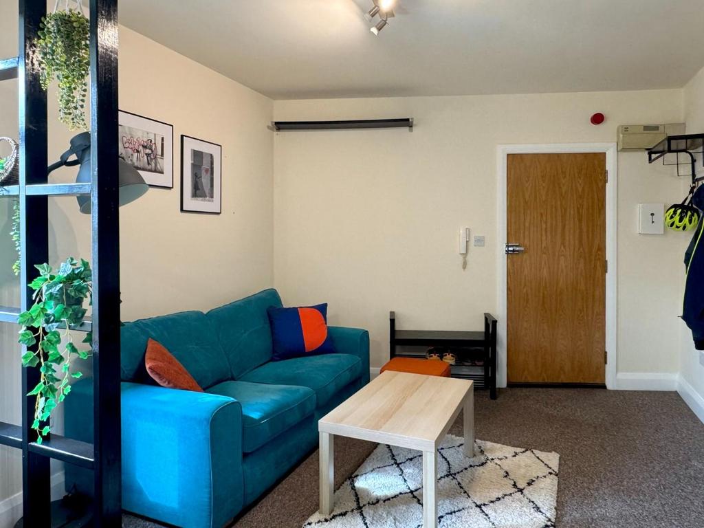 Kitchen/Living/Dining