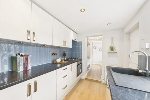 4 bedroom terraced house for sale, Worcester Road, Bromsgrove, B61