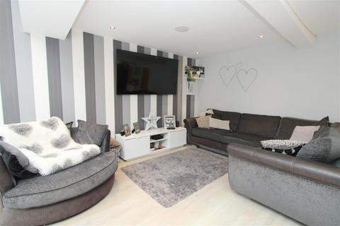 75 Harrow Road, Carshalton, SM5 3QF