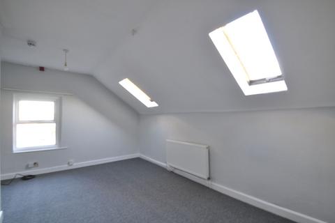 Studio to rent, Ombersley Road, Newport, NP20