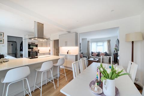 79 East Hill, Woking, GU22 8DL