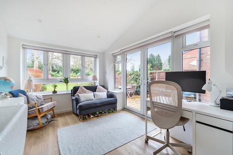 79 East Hill, Woking, GU22 8DL
