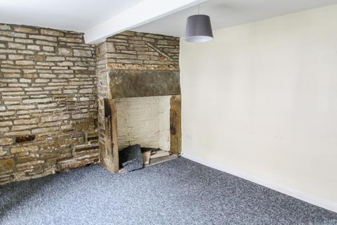 2 bedroom house to rent, High Street, Wibsey, Bradford