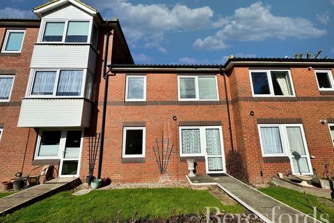 1 bedroom apartment for sale, Fentiman Way, Hornchurch, RM11