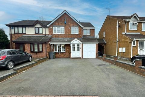 5 bedroom semi-detached house for sale, Honeybourne Way, Willenhall