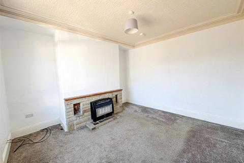 3 bedroom terraced house for sale, South View, Cross Hills,