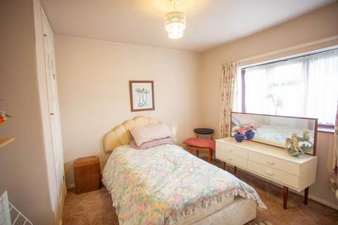 19 Grayne Avenue, Isle Of Grain, Rochester, ME3 0DF