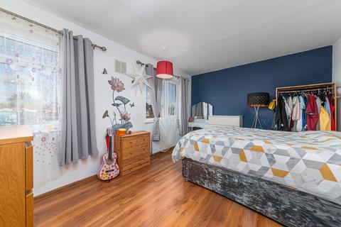24 Kathleen Drive, Kettering, NN16 0QG