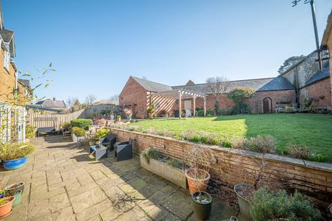 5 bedroom detached house for sale, Main Street, Loddington NN14