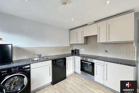 2 bedroom apartment for sale, Lawnhurst Avenue, Wythenshawe, Manchester