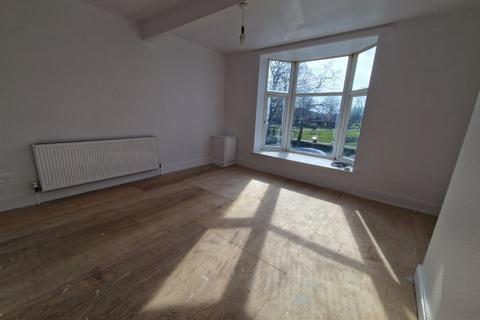 2 bedroom maisonette to rent, Firth Park Road, Firth Park