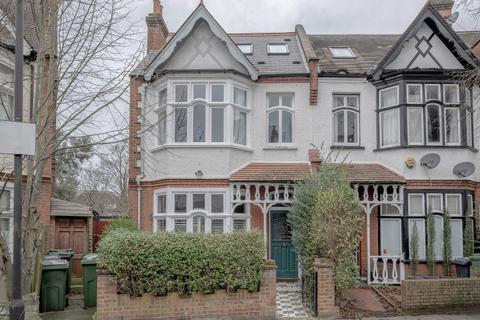 6 bedroom house to rent, Fernwood Avenue London SW16