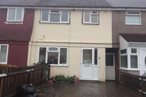 3 bedroom terraced house to rent, HAYES UB4