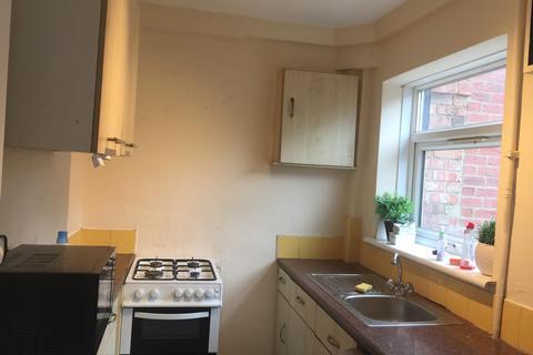 3 bedroom terraced house to rent, HAYES UB4