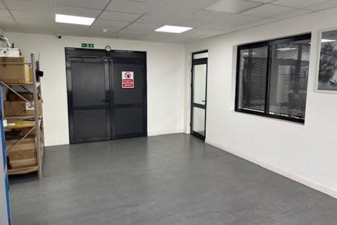 Industrial unit to rent, 50 Aden Road, Enfield, EN3 7SY