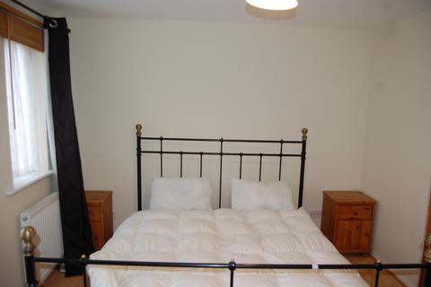 1 bedroom flat to rent, Cornmow Drive, London NW10