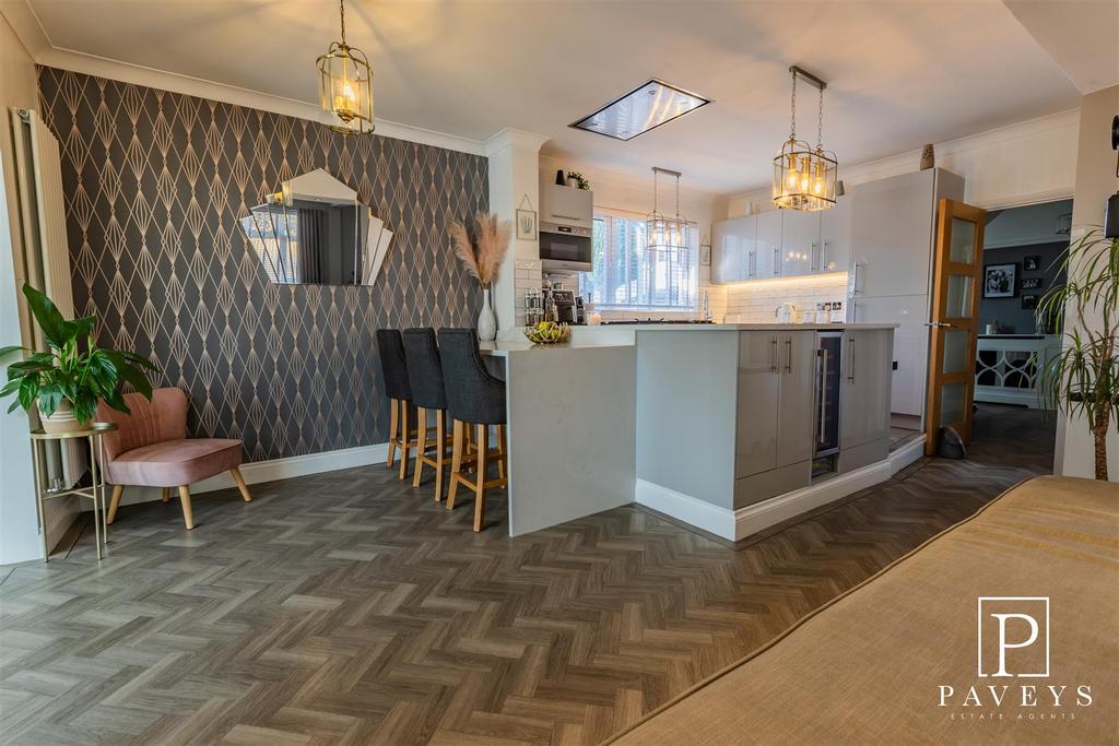 Kitchen breakfast room