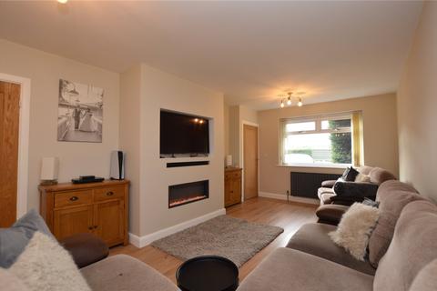 3 bedroom semi-detached house for sale, High Ridge Park, Rothwell, Leeds, West Yorkshire