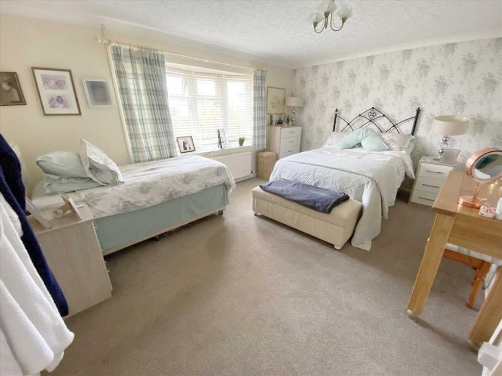 Bedroom 1: