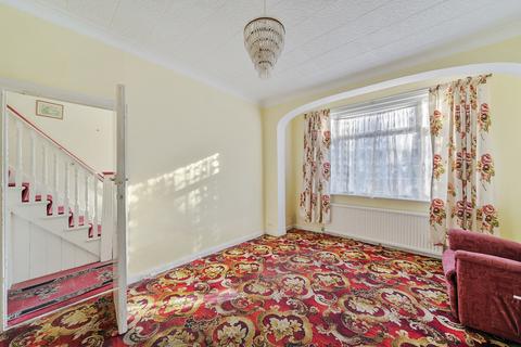 3 bedroom terraced house for sale, Links Road, London SW17