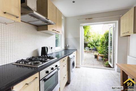 4 bedroom terraced house for sale, Stanhope Street, Levenshulme, Manchester, M19