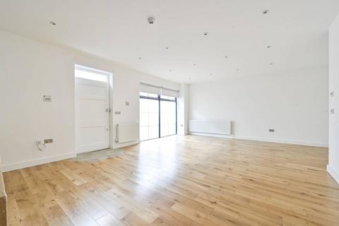 5 bedroom terraced house for sale, Old Manor Yard, Earls Court, London, SW5