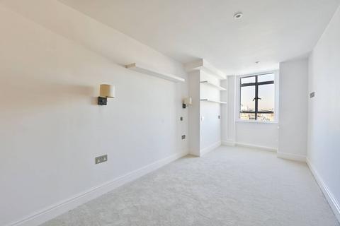 3 bedroom flat to rent, Cheltenham Terrace, Chelsea, London, SW3