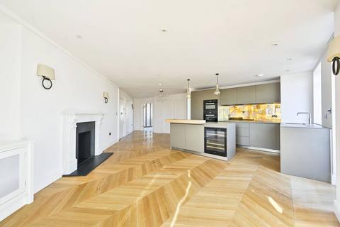 3 bedroom flat to rent, Cheltenham Terrace, Chelsea, London, SW3