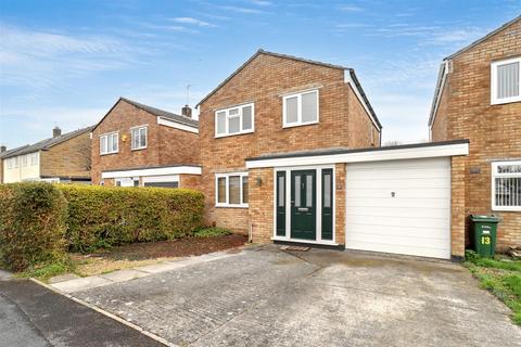 3 bedroom link detached house for sale, Modern family home in central Clevedon cul-de-sac