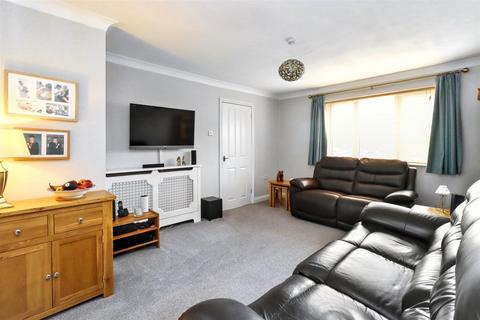 11 Bay Tree Road, Clevedon, BS21 6JP