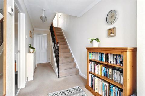 11 Bay Tree Road, Clevedon, BS21 6JP