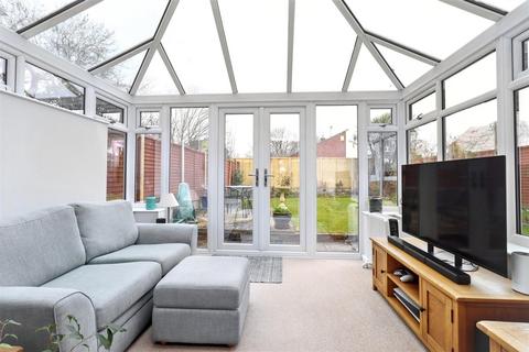 11 Bay Tree Road, Clevedon, BS21 6JP